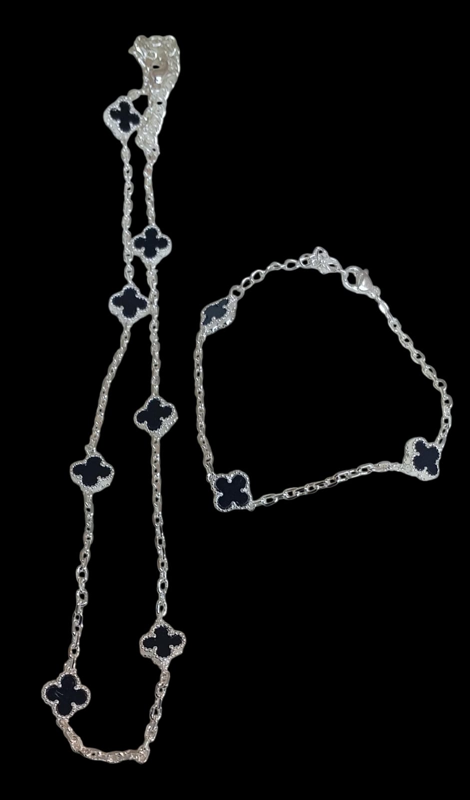 Treboles Black Gold